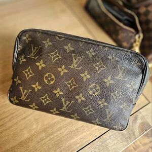 Louis Vuitton Monogram Trousse Toilette 23